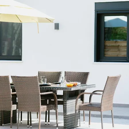 Etoile * Áyios Kírikos