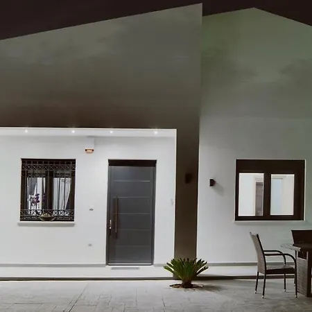 Etoile * Áyios Kírikos